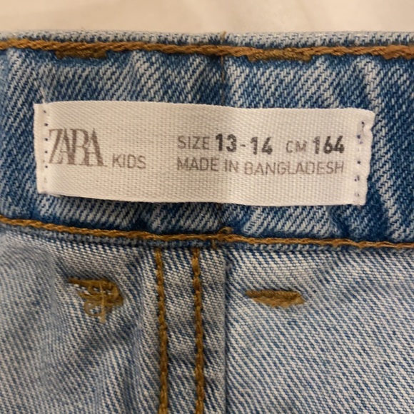 Zara Kids Cheetah print Jean shorts - Picture 4 of 4